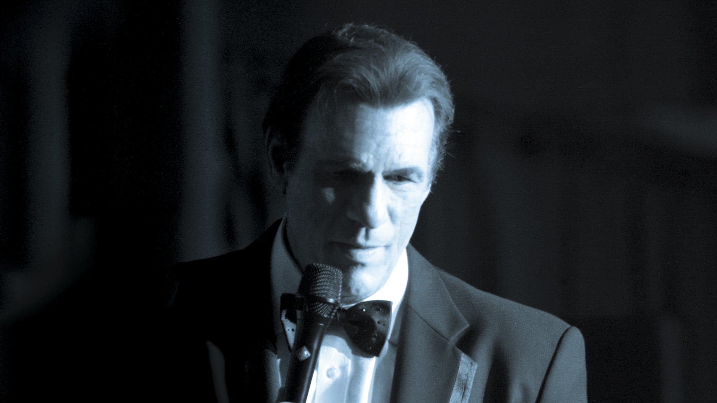 Robert Davi — 1 upcoming tour date and ticket alerts on Yoink