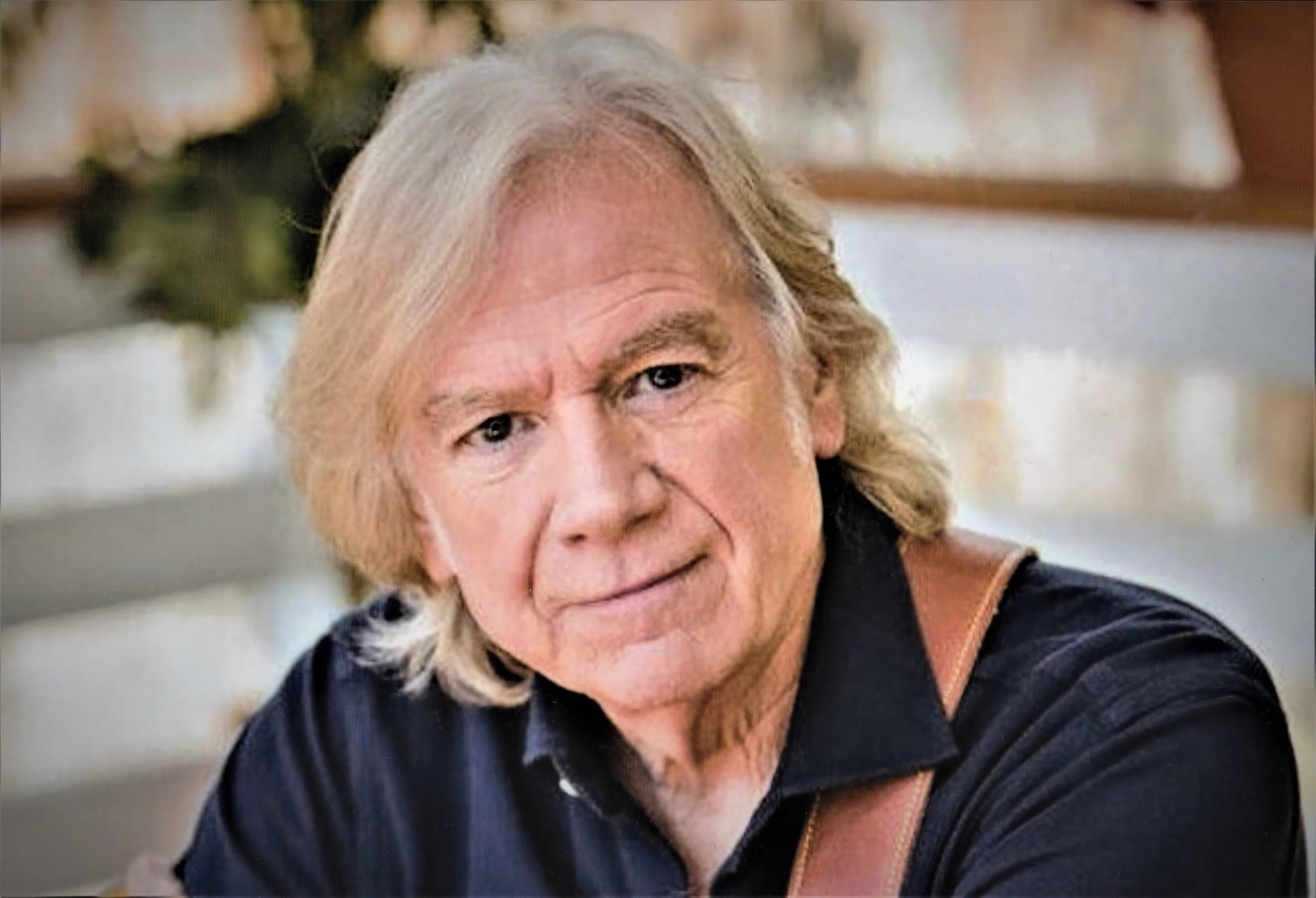 Justin Hayward — 2 upcoming tour dates and ticket alerts on Yoink