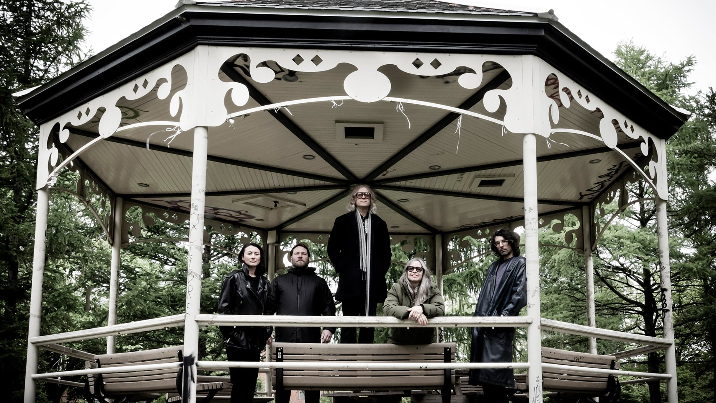 The Besnard Lakes
