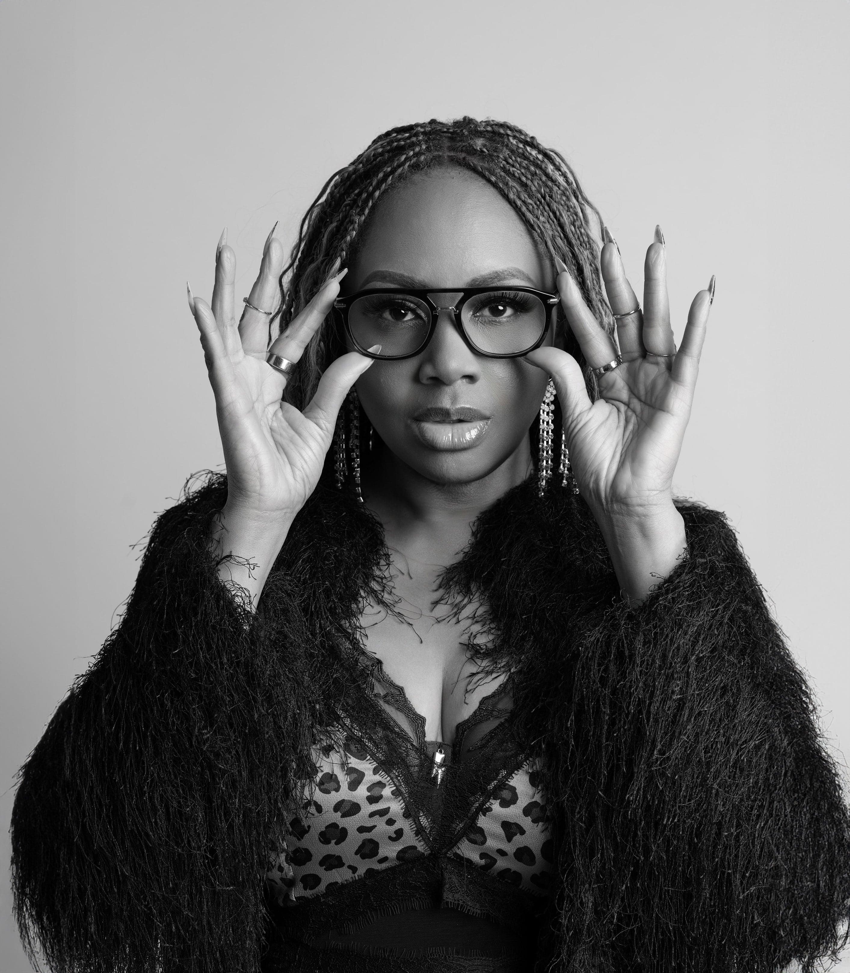Lalah Hathaway — 4 upcoming tour dates and ticket alerts on Yoink