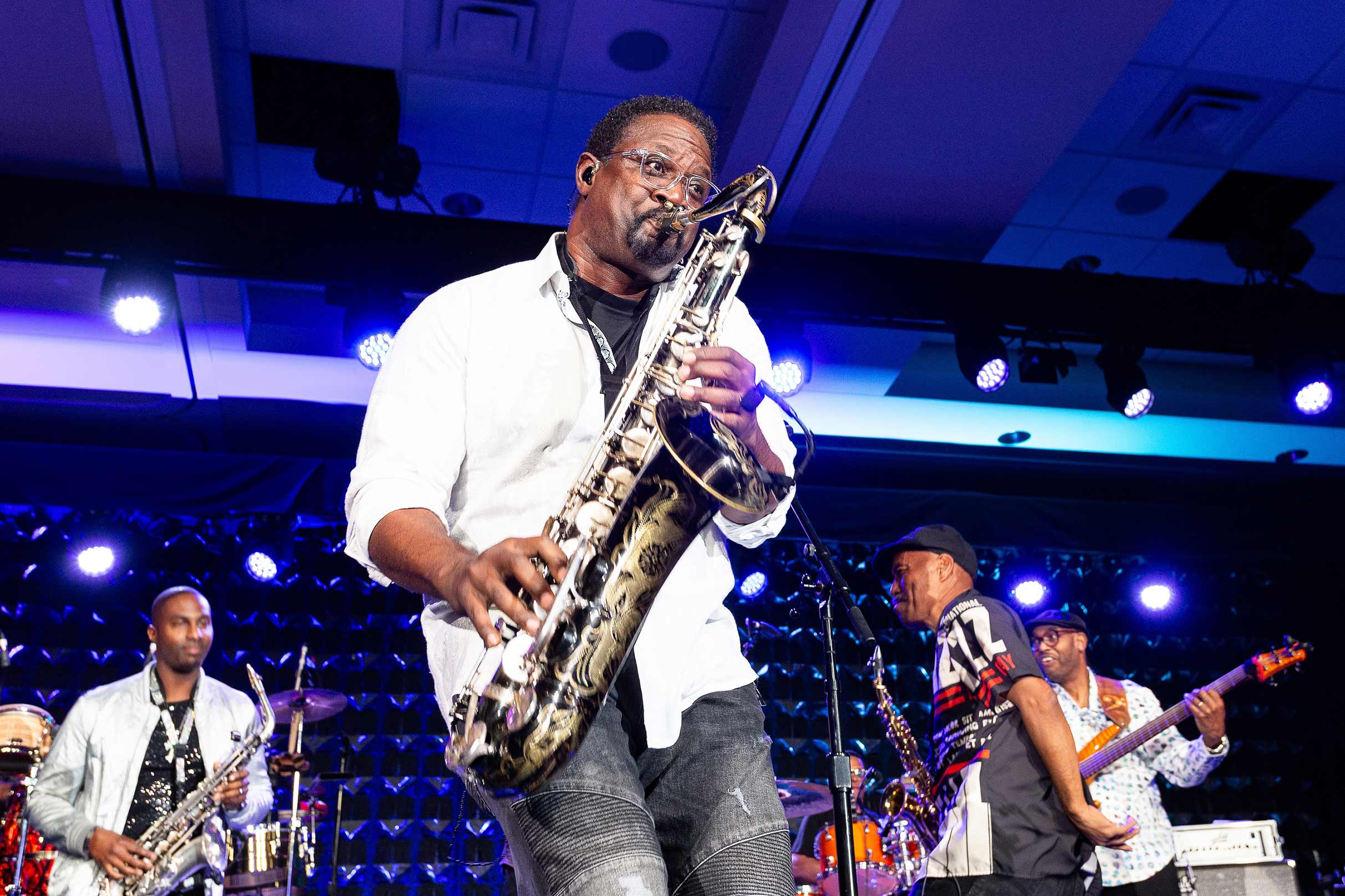 Everette Harp — 1 upcoming tour date and ticket alerts on Yoink