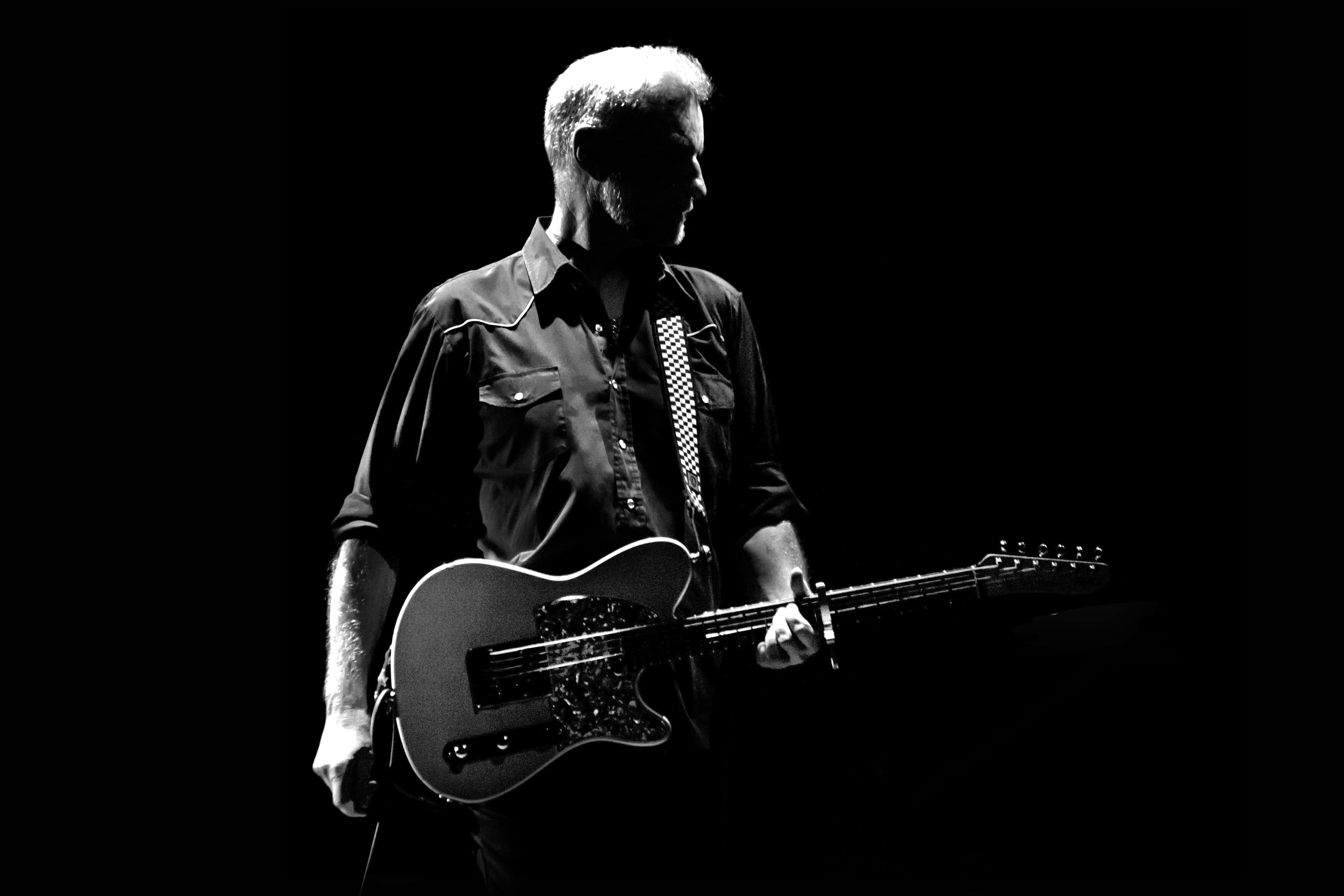 Billy Bragg — 1 upcoming tour date and ticket alerts on Yoink